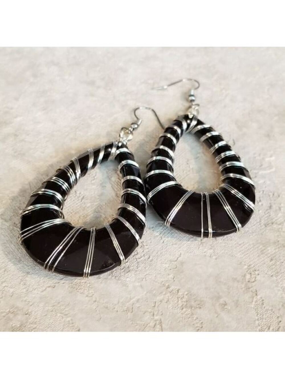 Lucite & Wire Teardrop Earrings Black